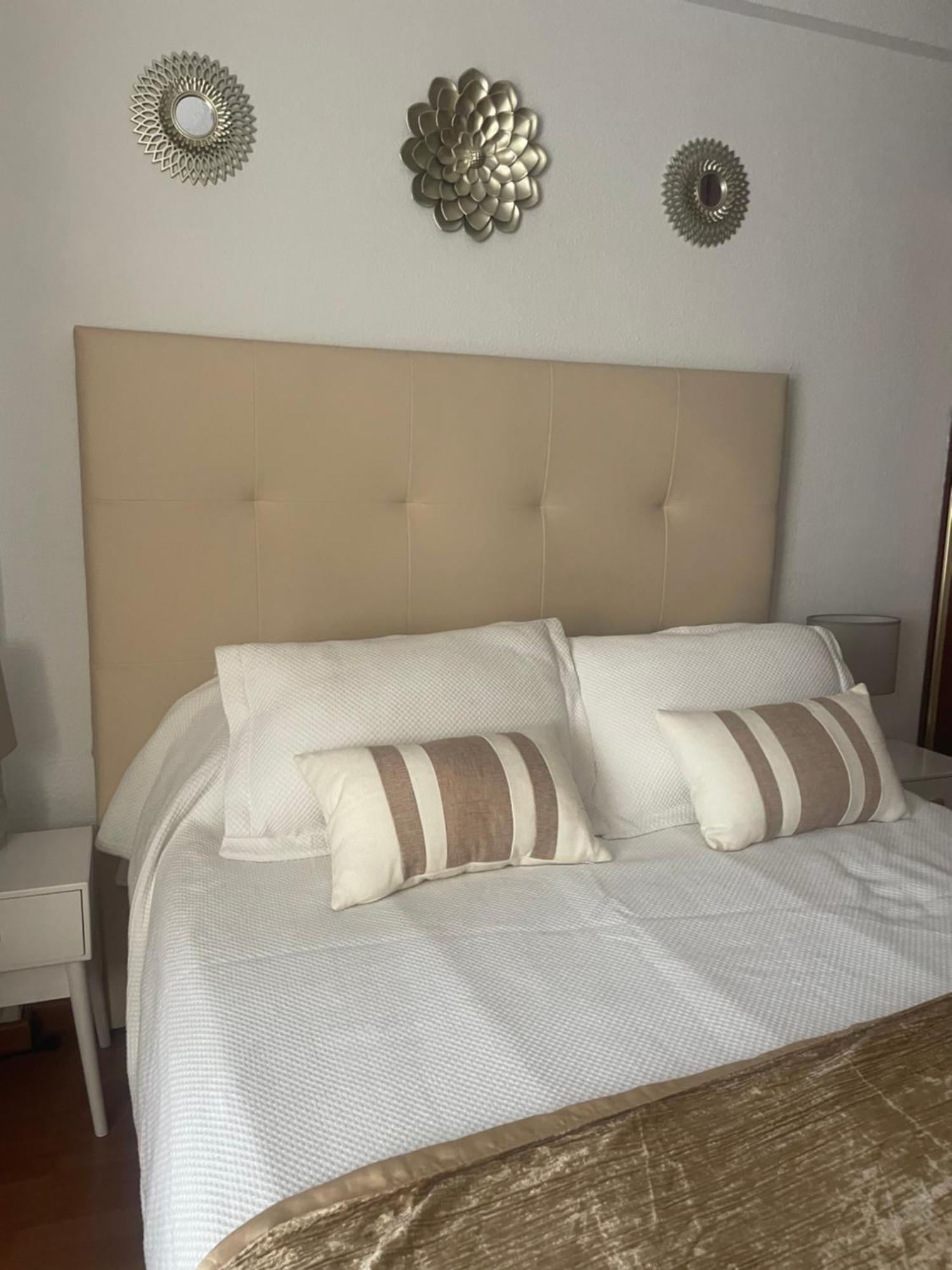 Apartamento Perla 5 Primera Linea De Playa Fuengirola Bagian luar foto