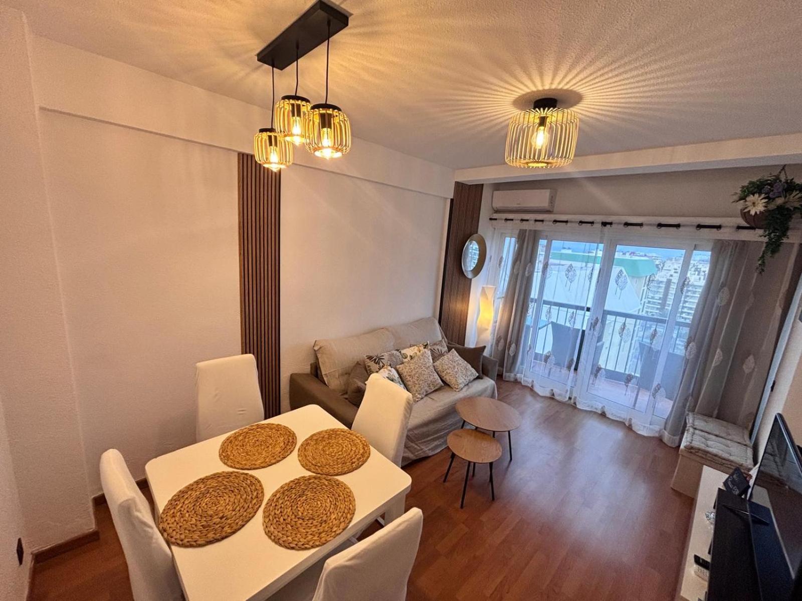Apartamento Perla 5 Primera Linea De Playa Fuengirola Bagian luar foto
